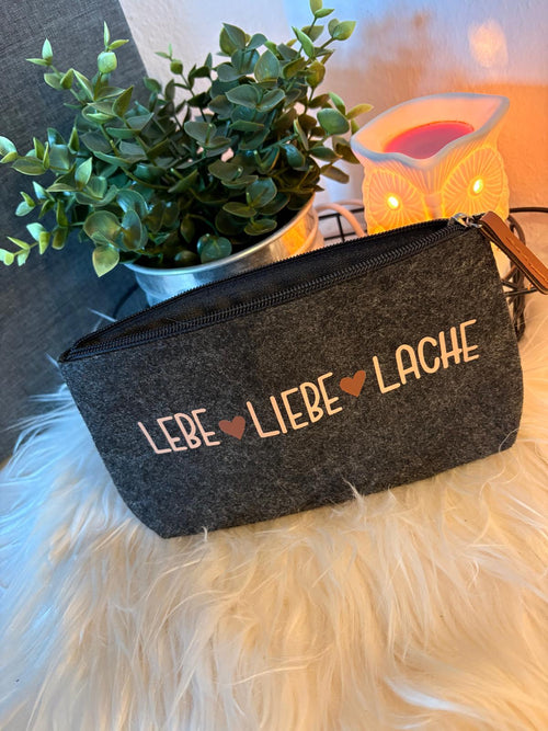 Filztasche "Lebe♥Liebe♥Lache"